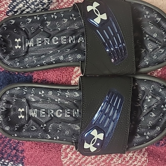 Under Armour Other - Under Armour Slides size 5